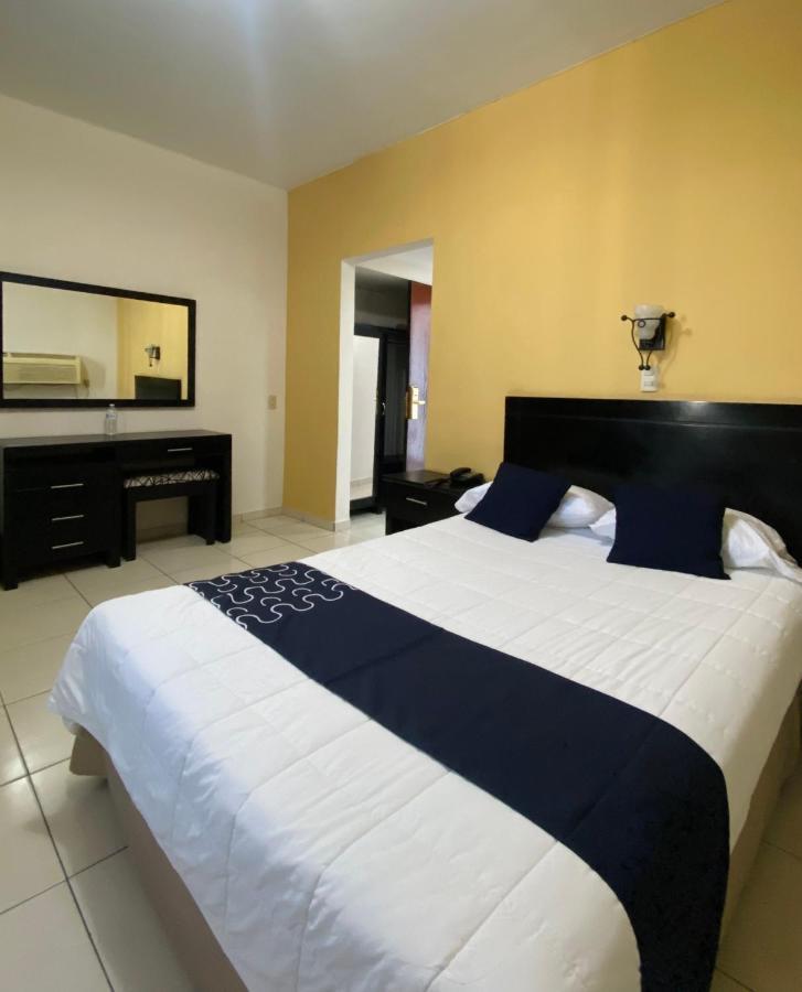 Hotel Impala De Tampico Eksteriør bilde
